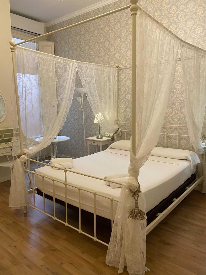 Lumine Luxury Suites By Gaiarooms Barcelona Bagian luar foto