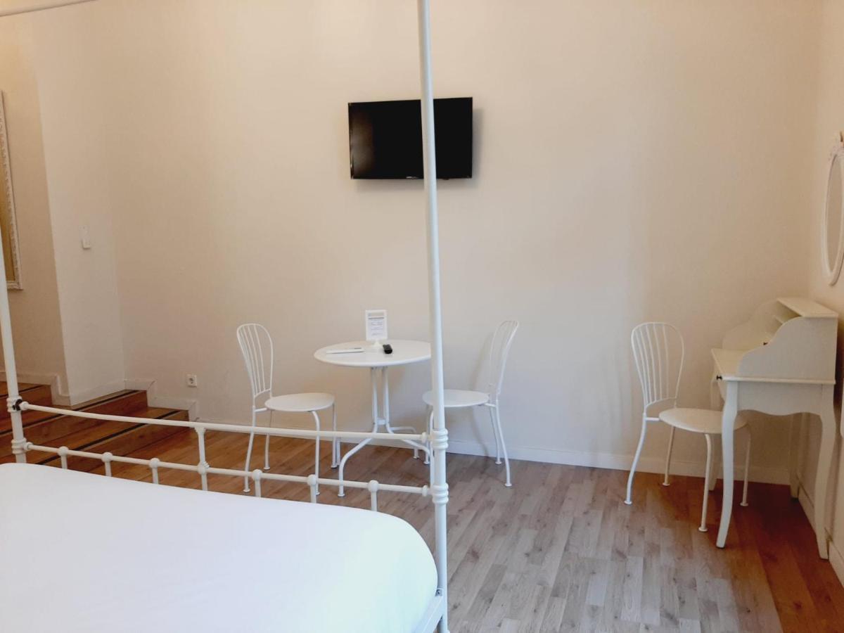 Lumine Luxury Suites By Gaiarooms Barcelona Bagian luar foto